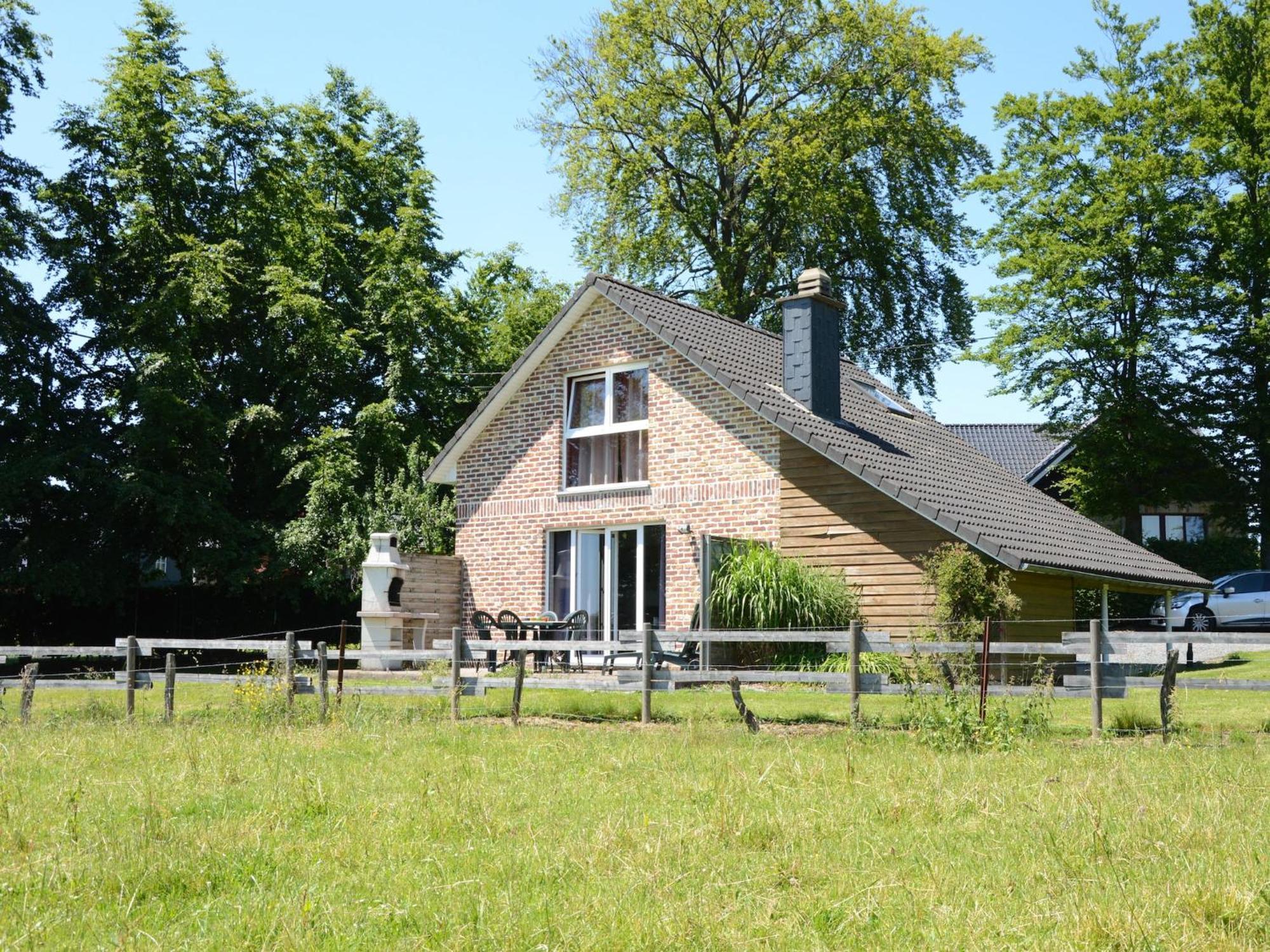 Picture Perfect Holiday Home In Sourbrodt With Garden Bbq Holiday home Sourbrodt